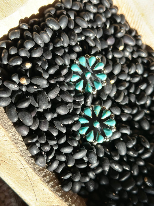 The cluster earrings Rocking Cactus Boutique